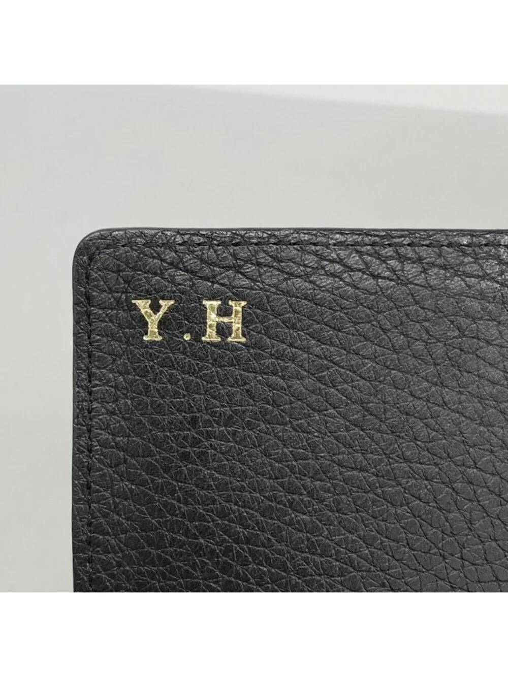 Louis Vuitton Wallet Taurillon Portefeuille Capucines Noir